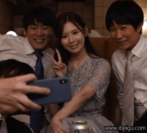 明里紬(Akari Tsumugi,明里つむぎ)